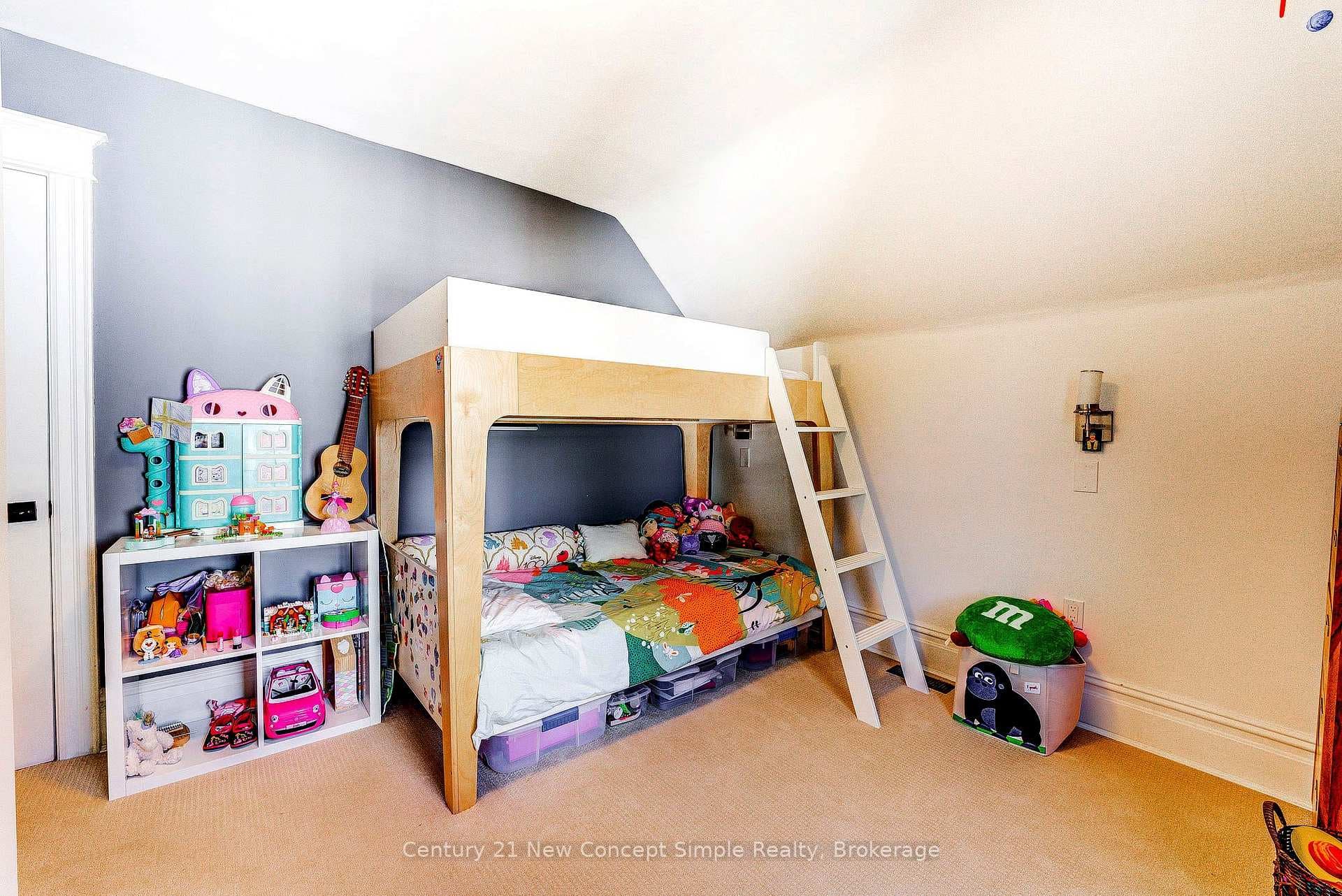 56 Machell Avenue photo 28