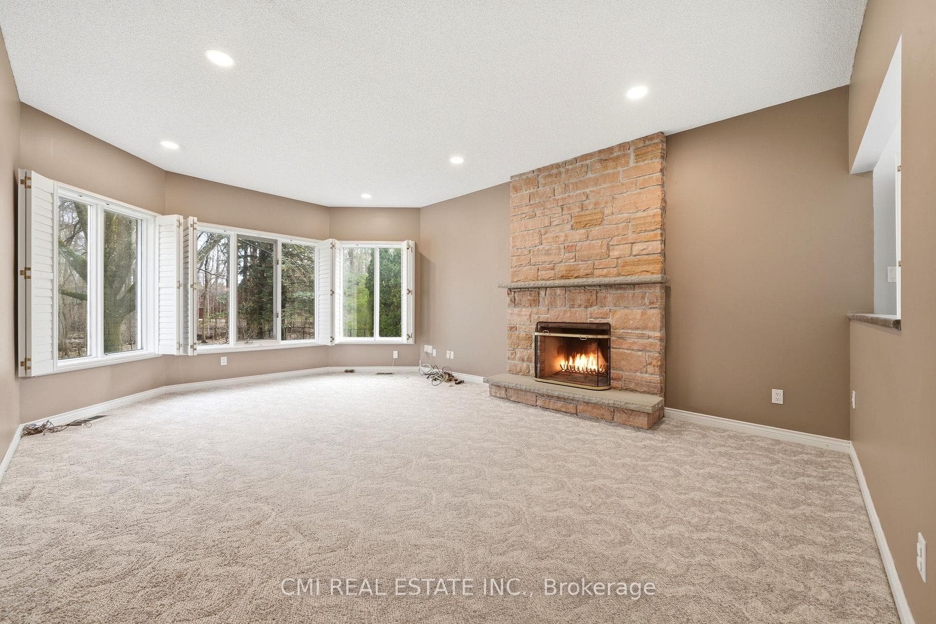 15 Treegrove Circle photo 21