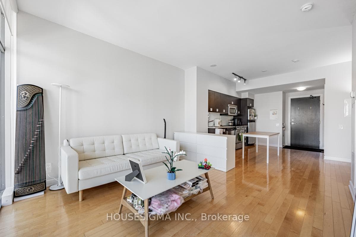 33 Charles Street Unit 2106 photo 12