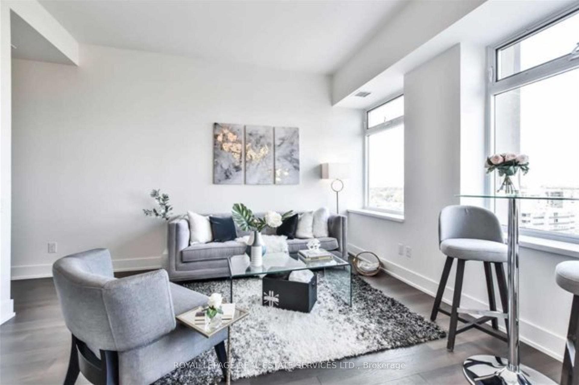 111 St Clair Avenue Unit 1522 photo 4