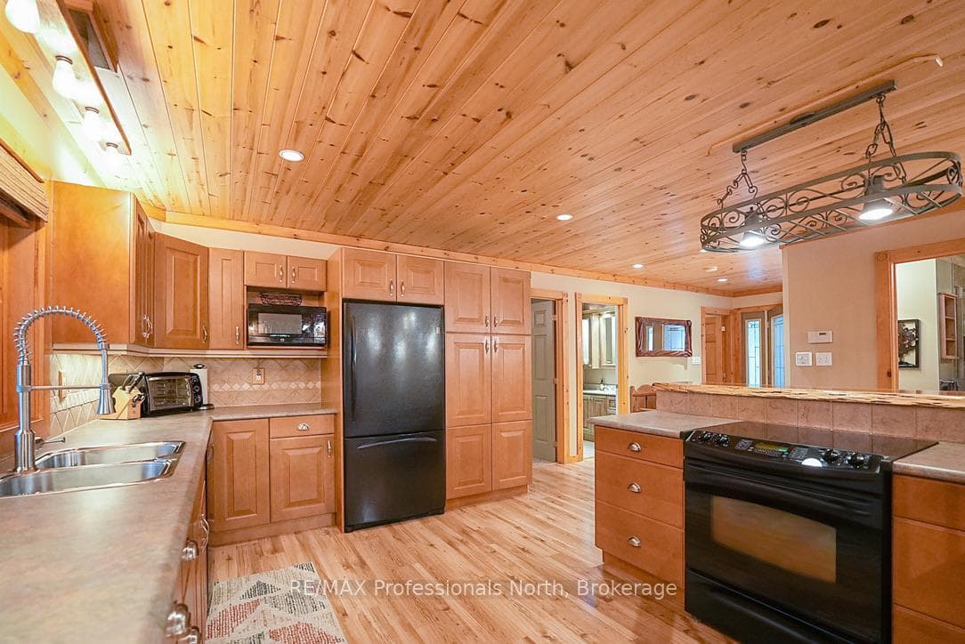 2272 Minnicock Lake Road photo 16
