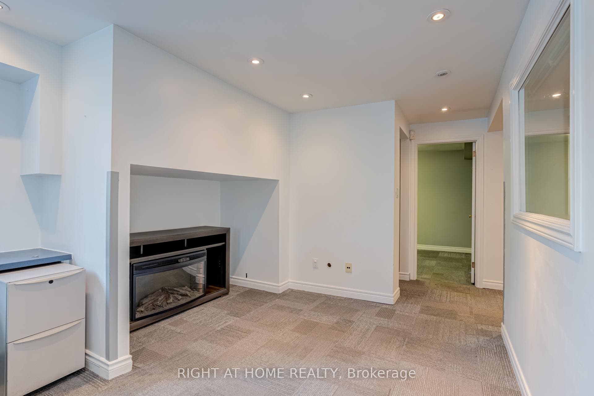 1 Rathburn Road Unit Lower Level photo 39
