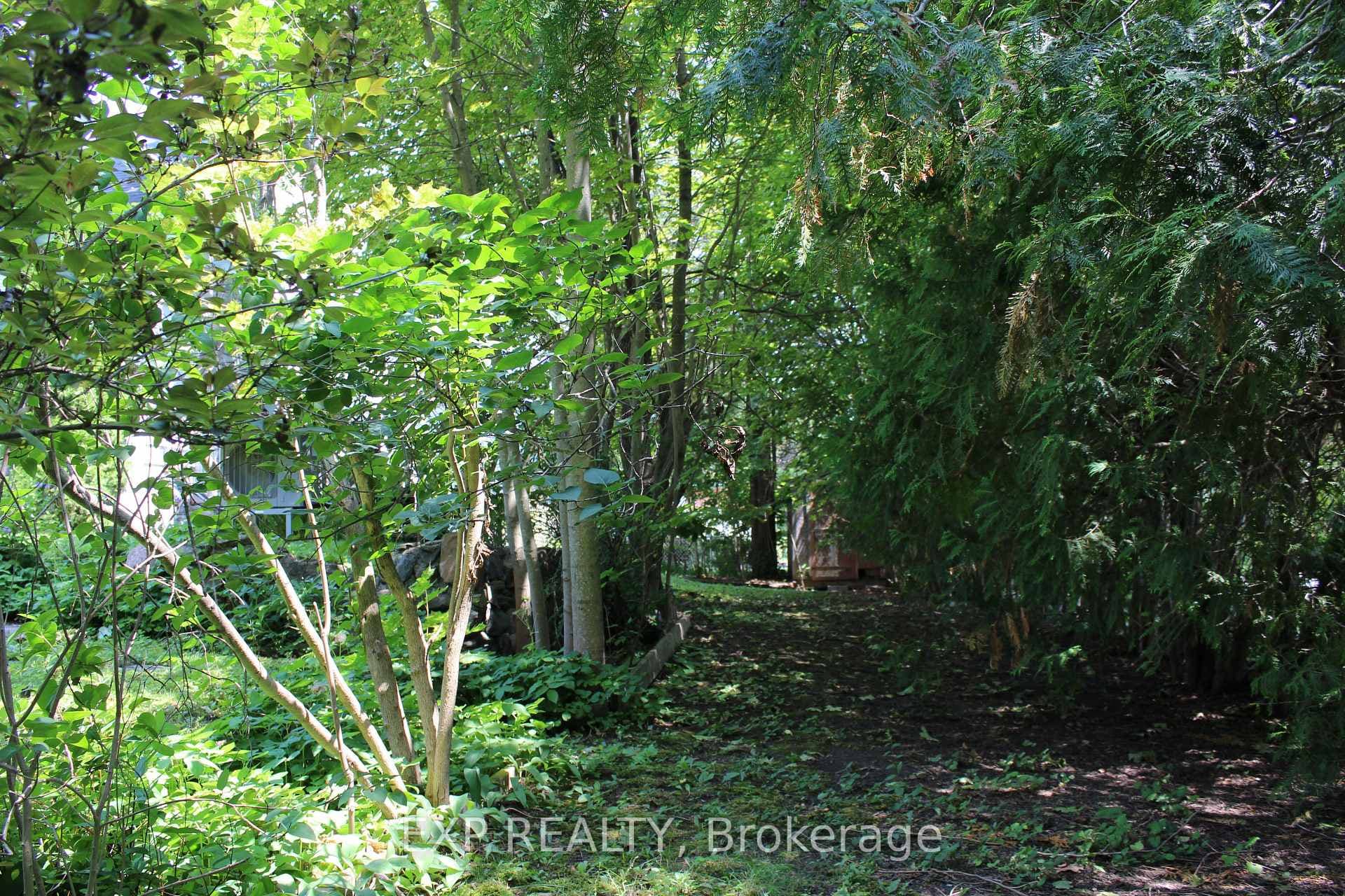 105 Puget Street photo 4