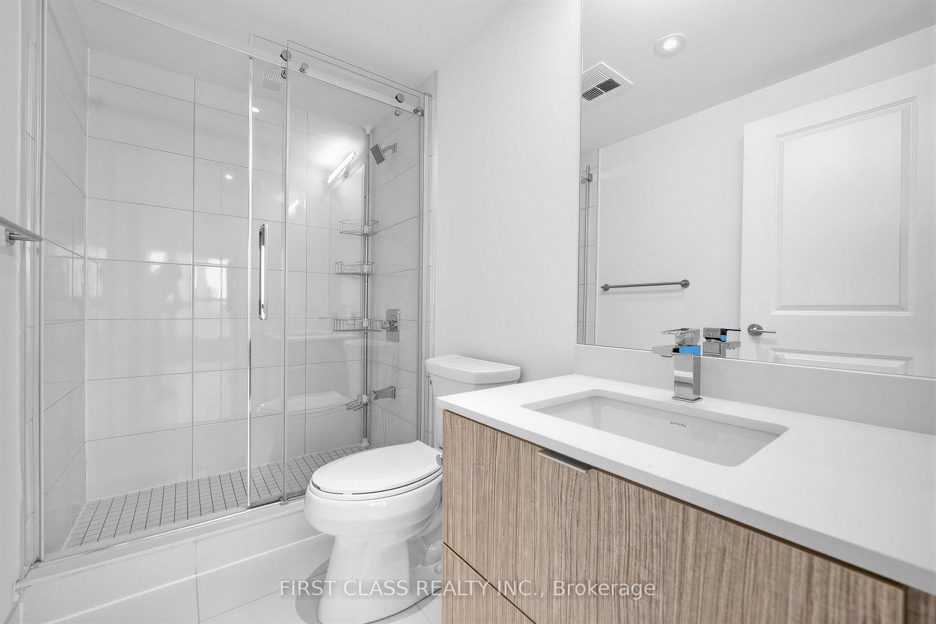 395 Bloor Street Unit 4203 photo 9