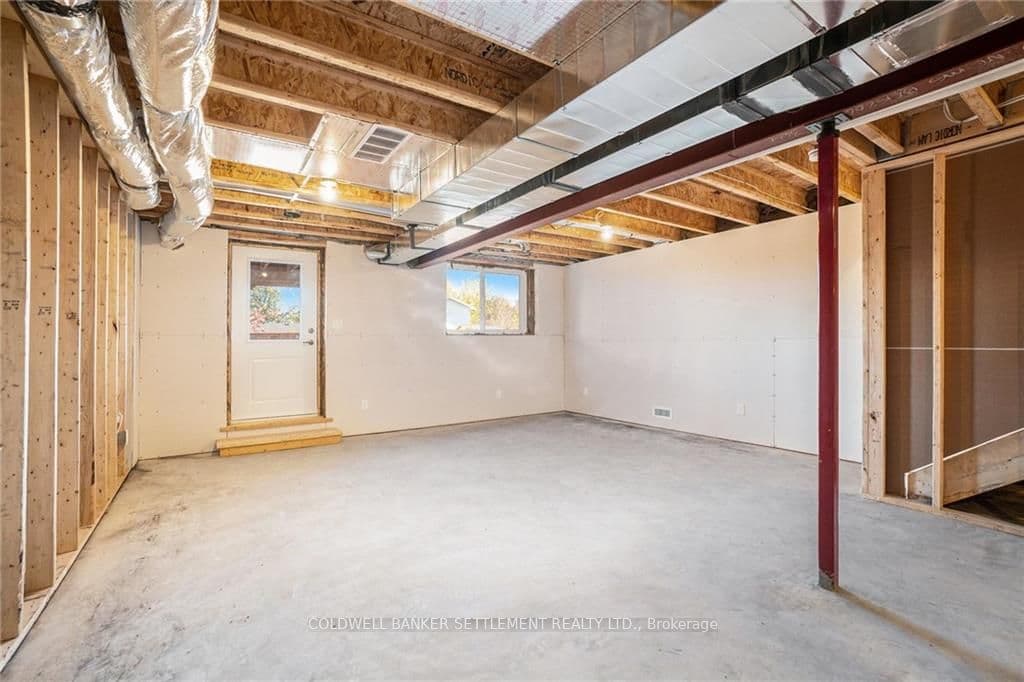 101 DOWDALL Circle photo 24