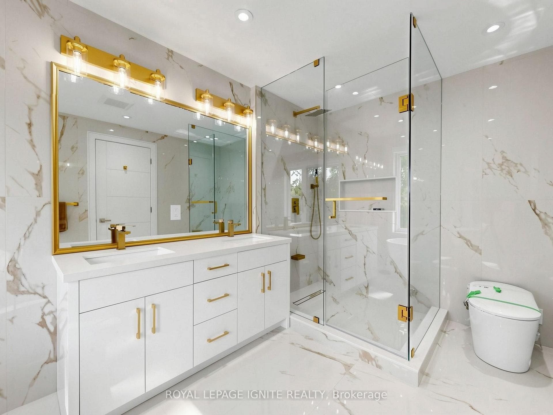 160 Manse Road photo 28