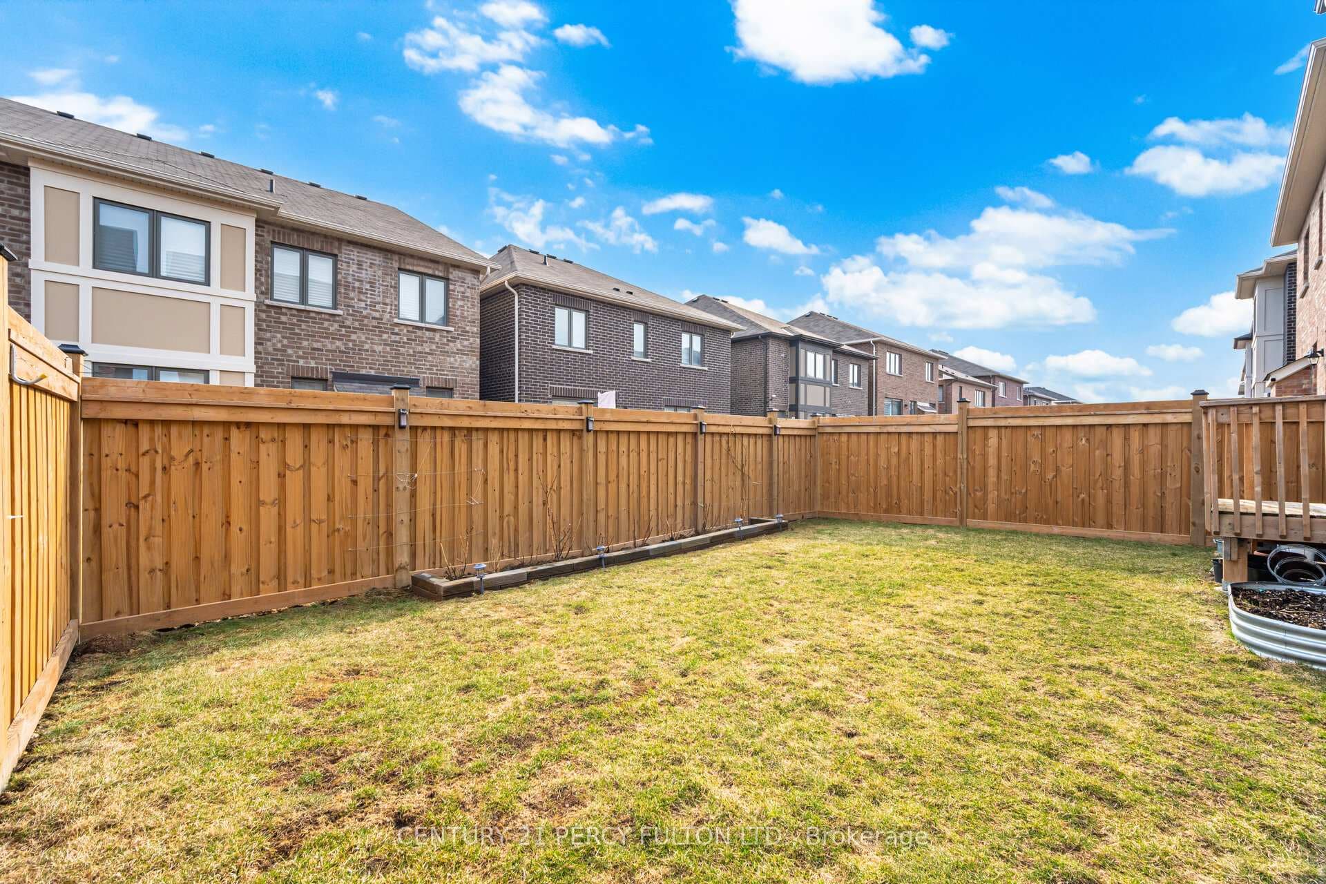 11 Cisco Drive photo 44