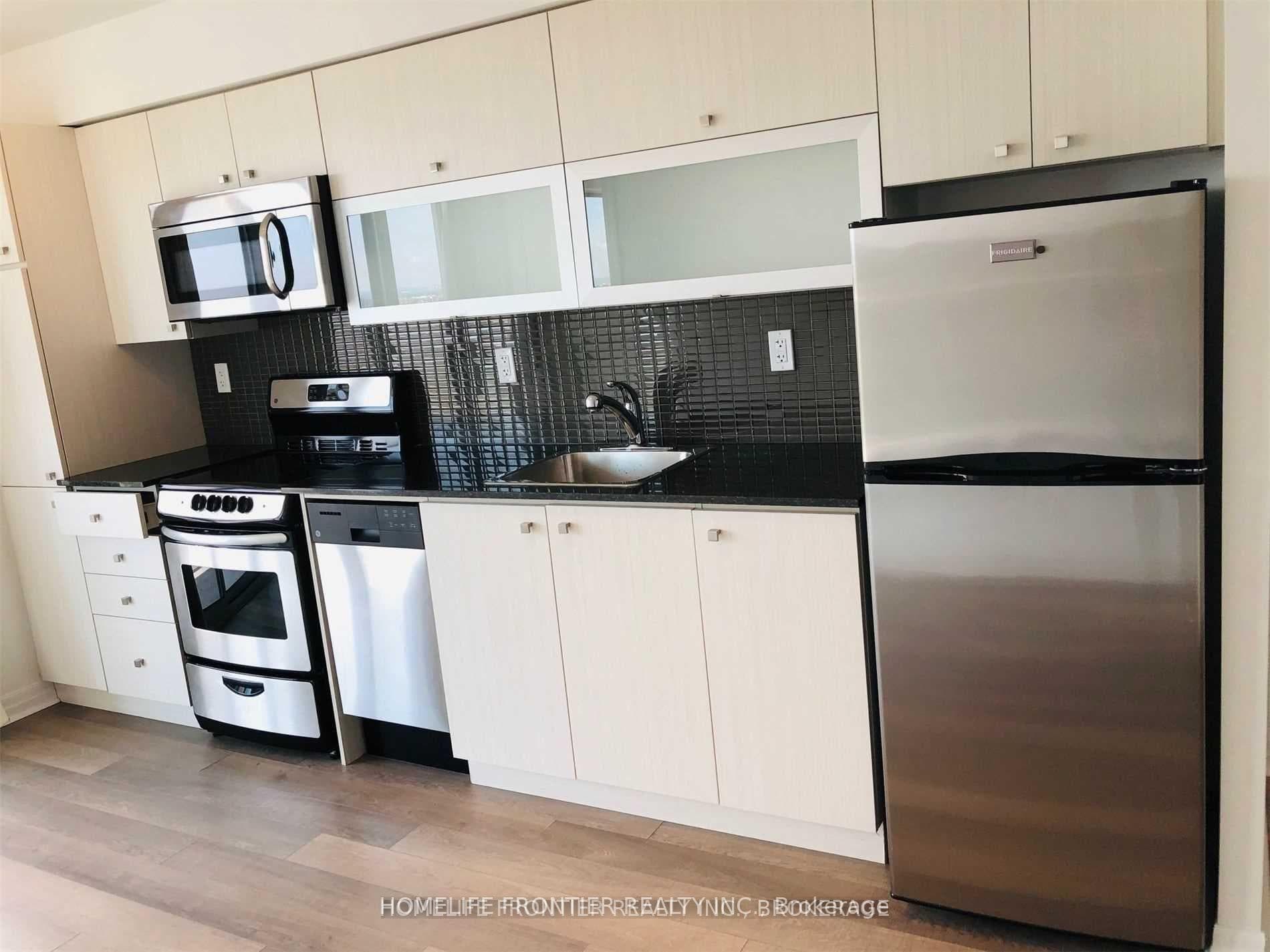 275 Yorkland Road Unit 3004 photo 4