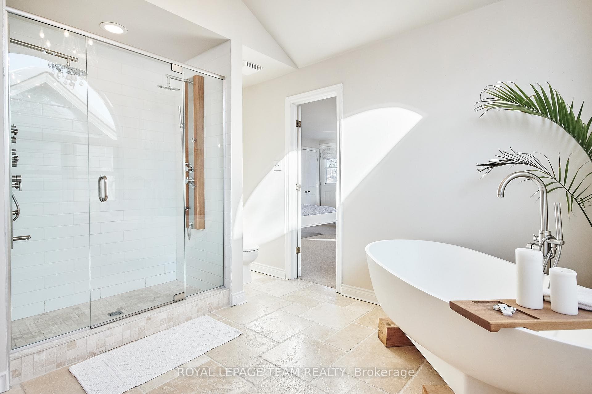 108 Stanley Avenue photo 35