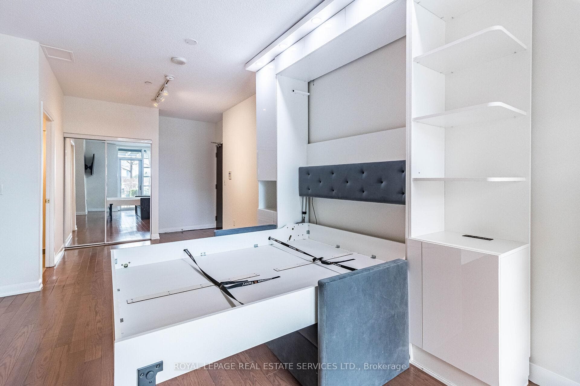 205 Sherway Gardens Road Unit 111 photo 24
