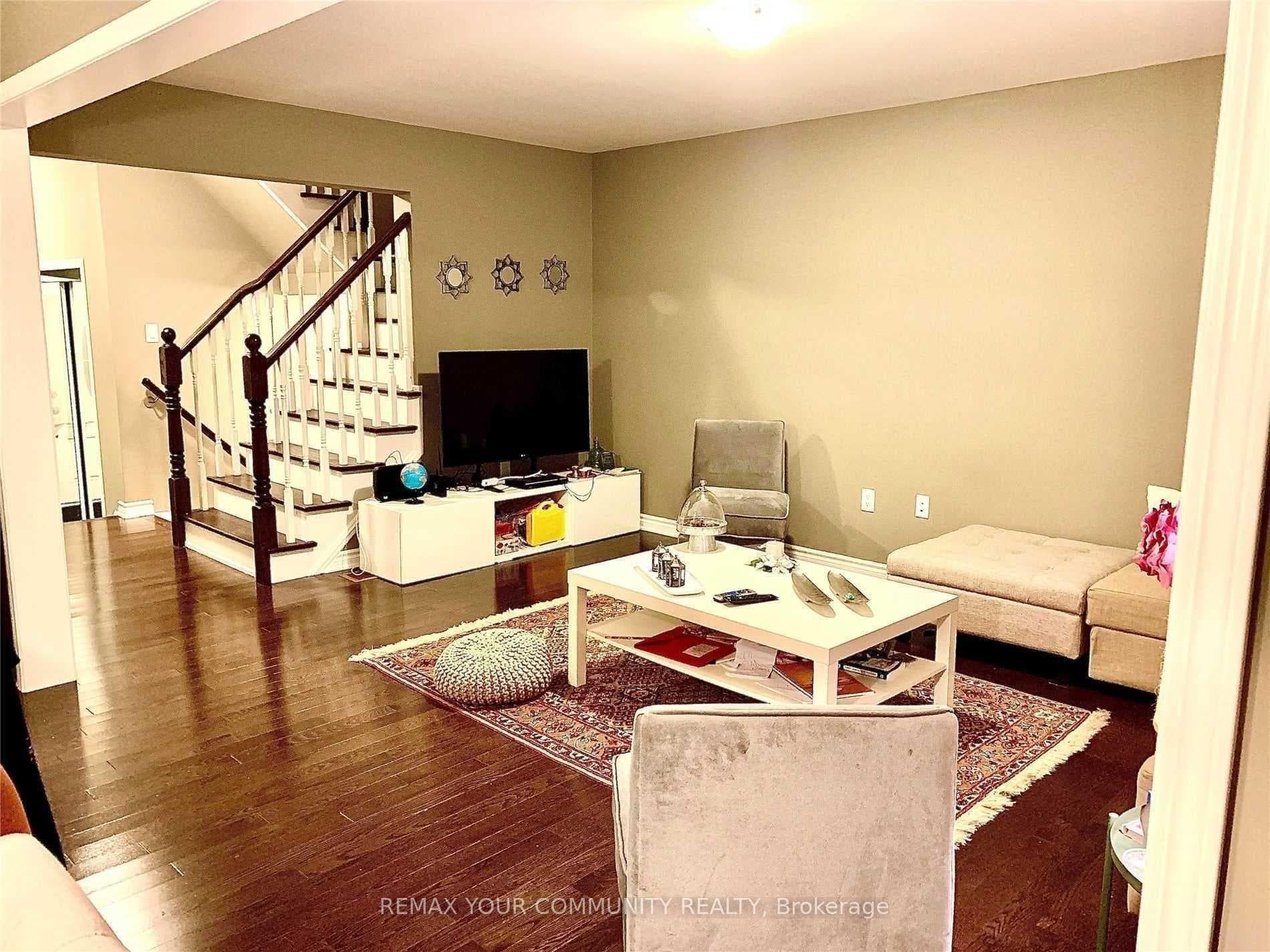 312 Jean Landing Street photo 5