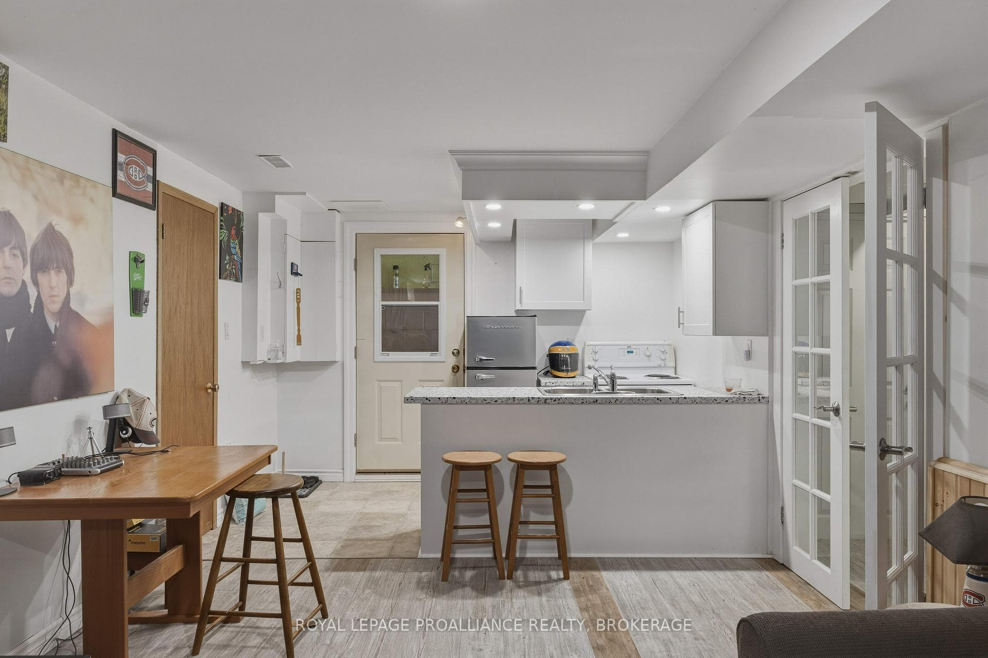 706 Spithead Road photo 29
