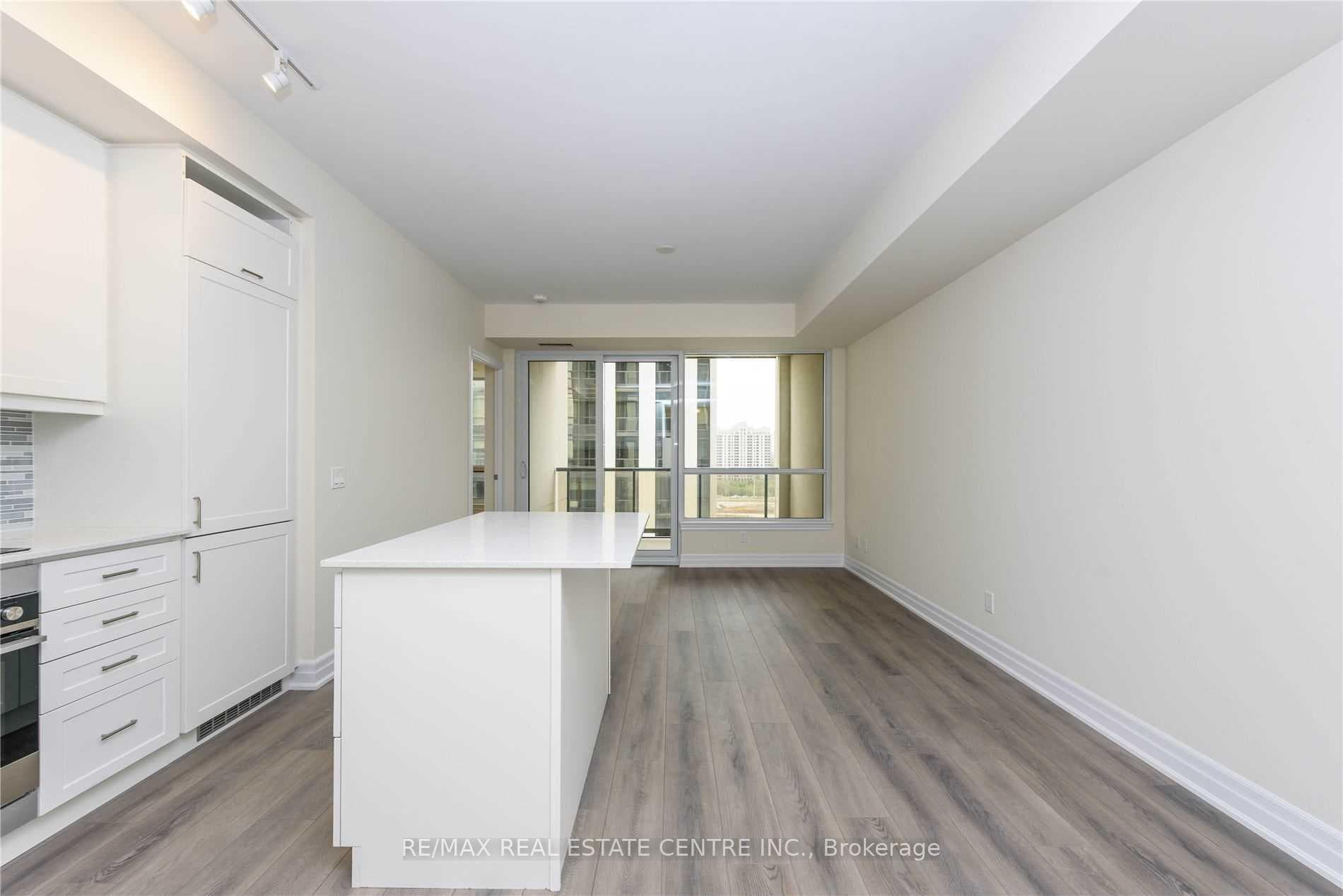 9075 Jane Street Unit 1610 photo 12