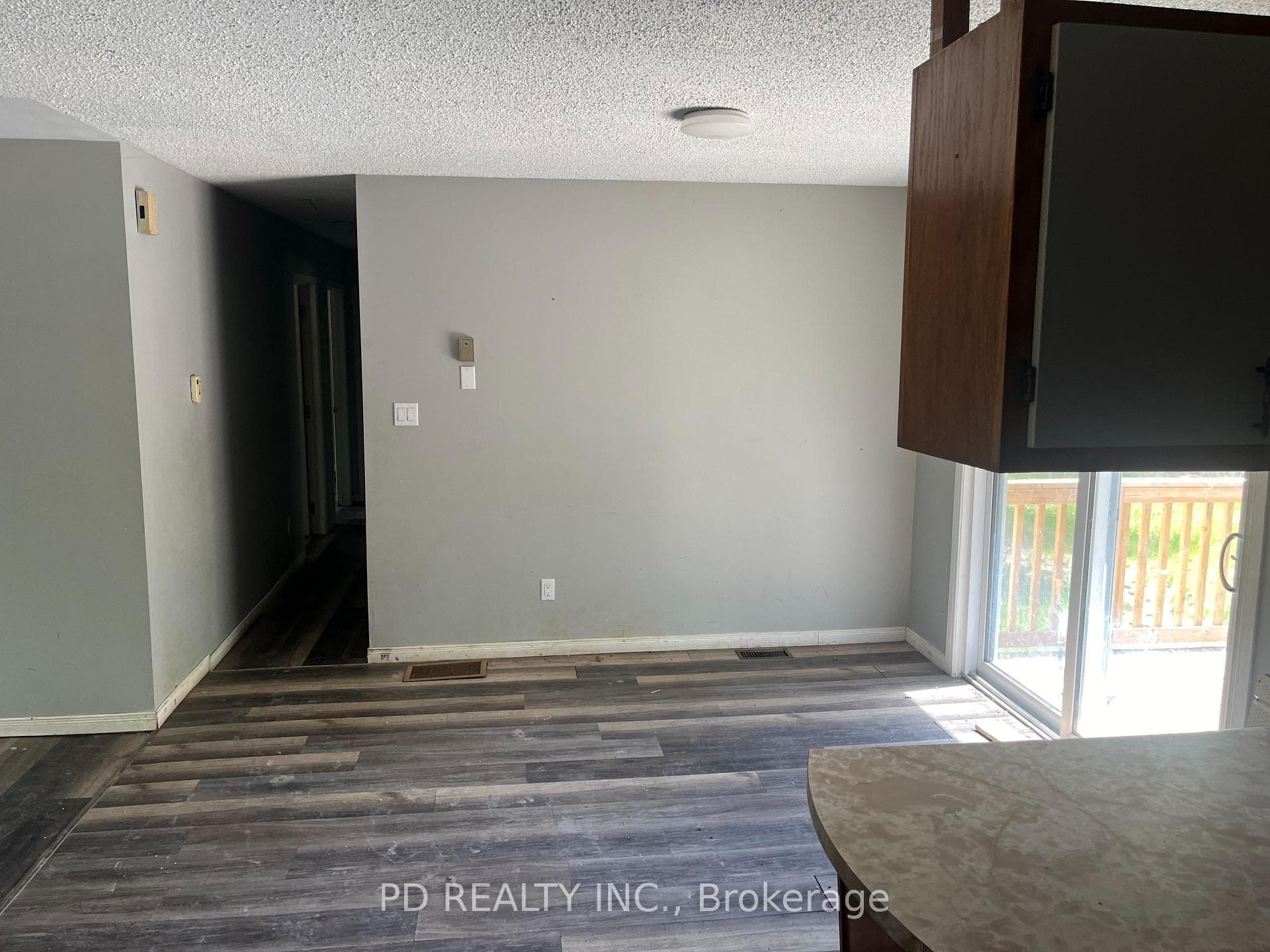 174 Wentland Road photo 7