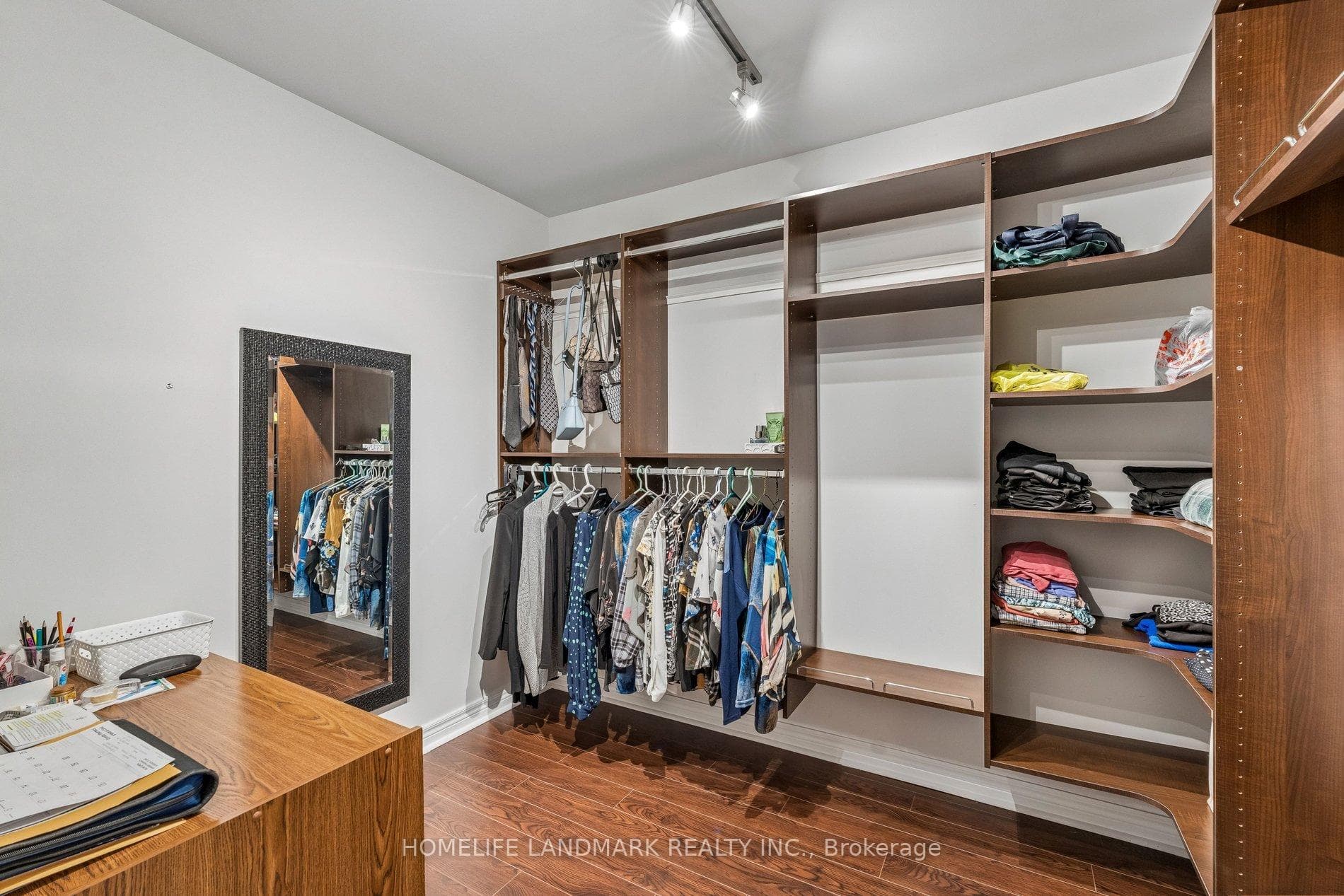7 Lakelawn Road Unit 2 photo 26