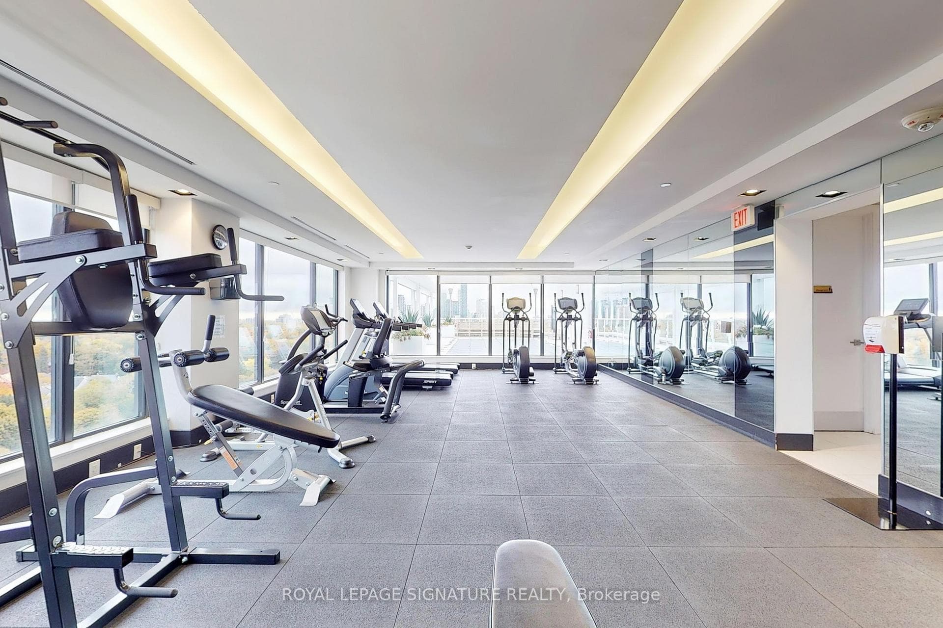 3018 Yonge Street Unit 415 photo 36