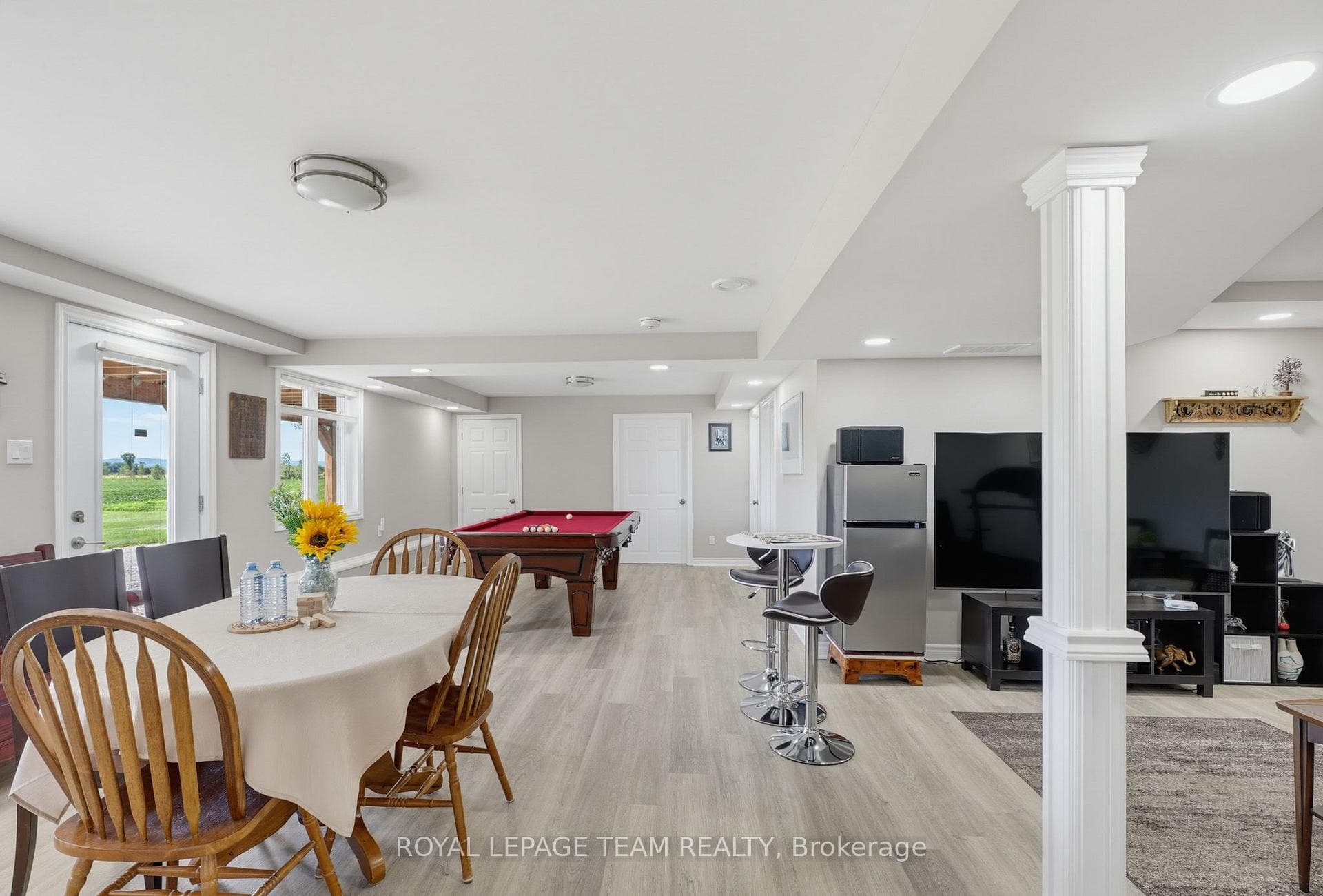 547 MALLOY Road photo 20