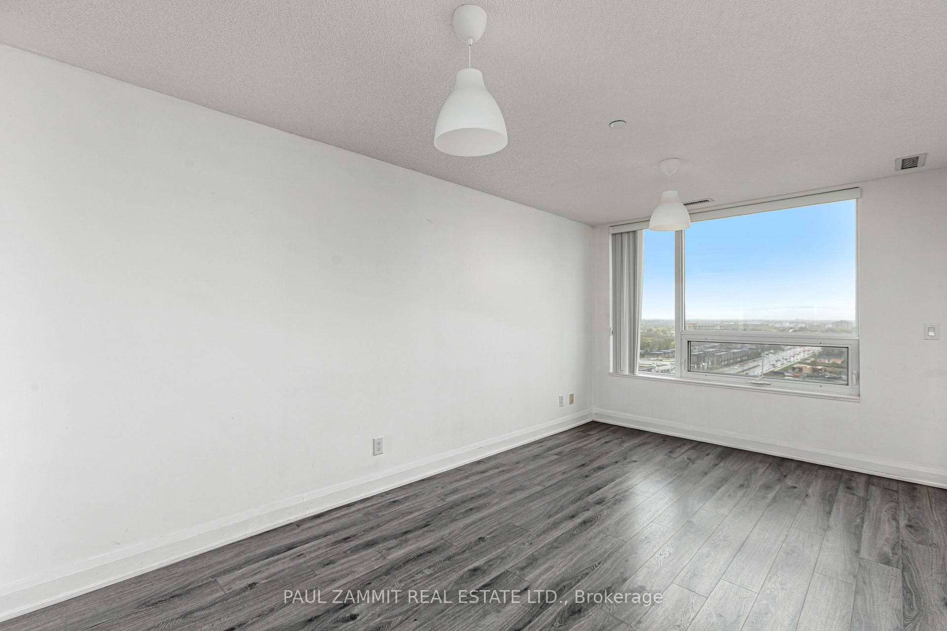 1 Uptown Drive Unit 2110 photo 7