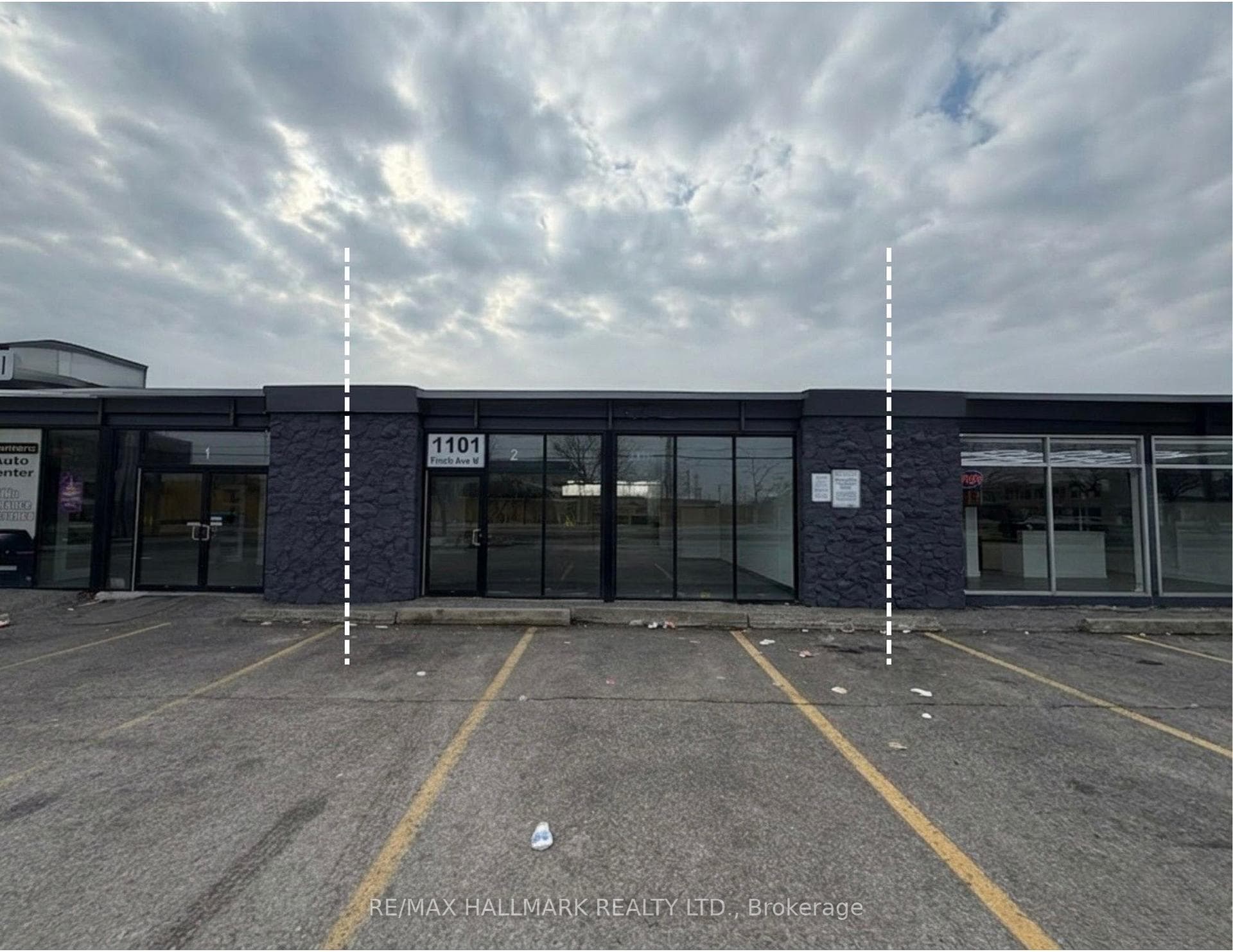 1101 Finch Avenue Unit 2 photo 1