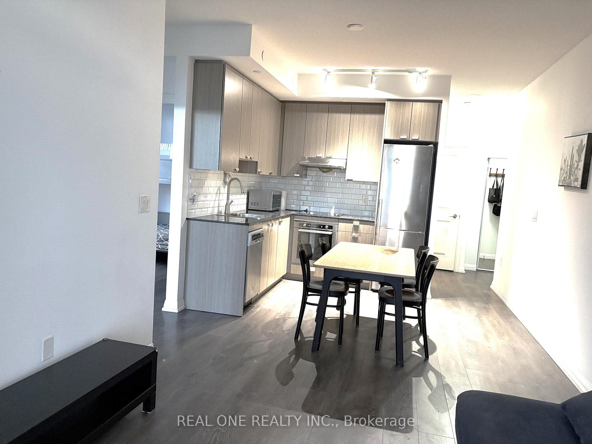 50 Ann O'reilly Road Unit 802 photo 7