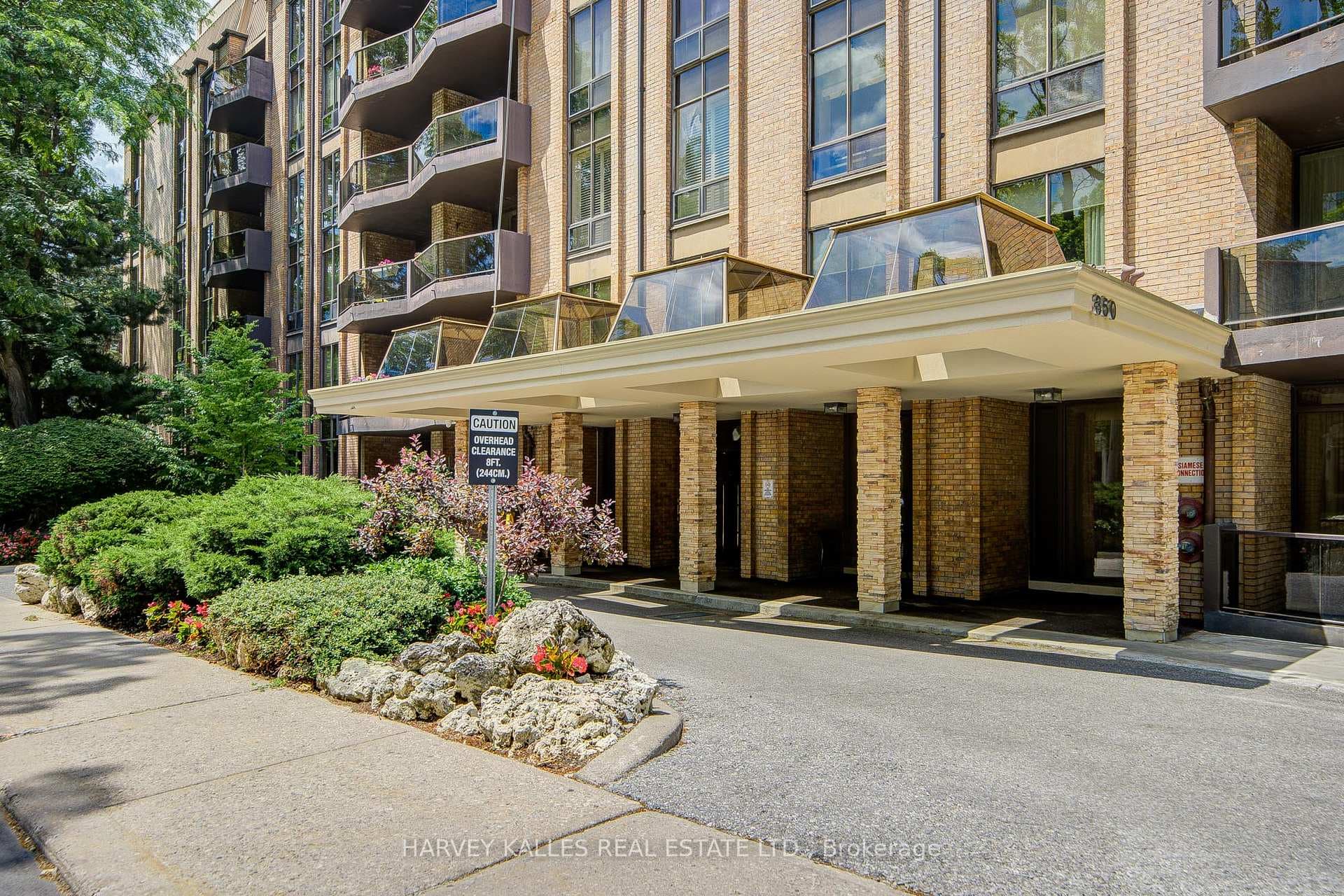 350 Lonsdale Road Unit 503 photo 4