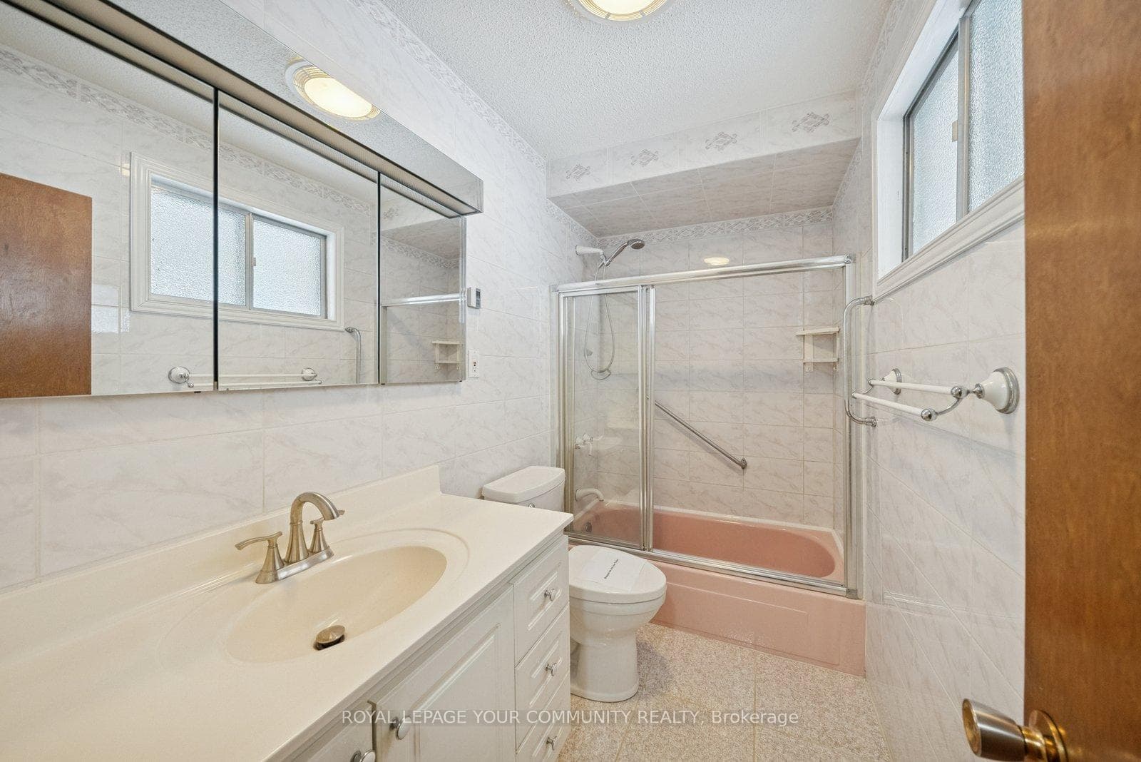 168 Grandravine Drive photo 13