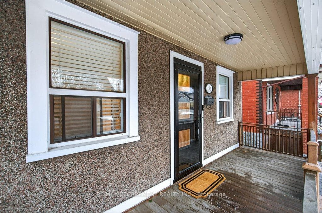 196 Paling Avenue photo 5