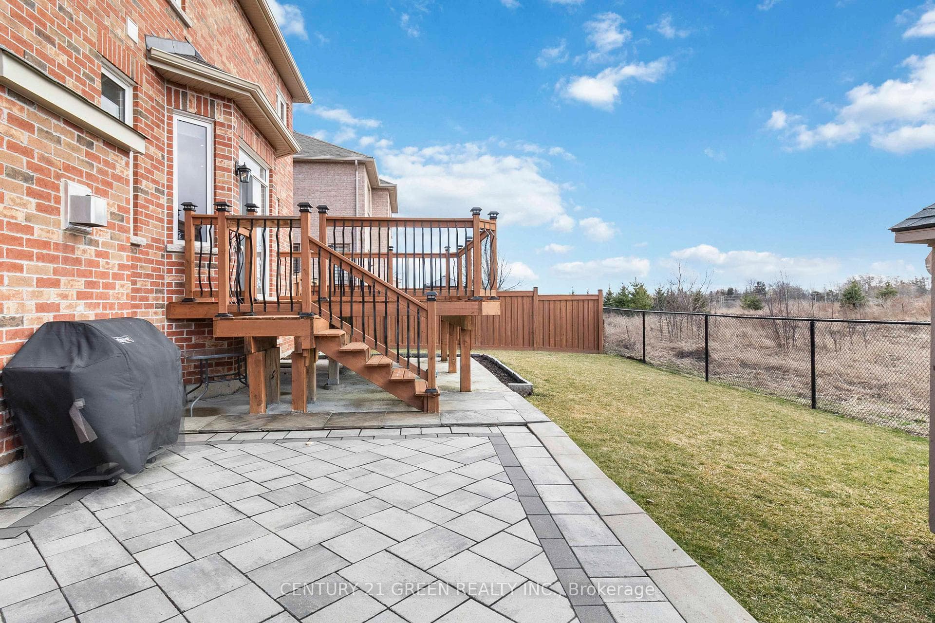 26 Gentle Fox Drive photo 23