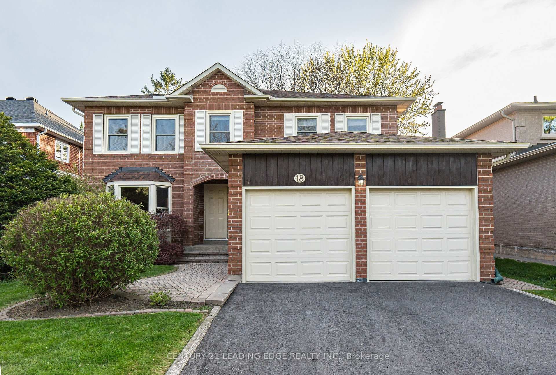 18 Tilman Circle photo 1