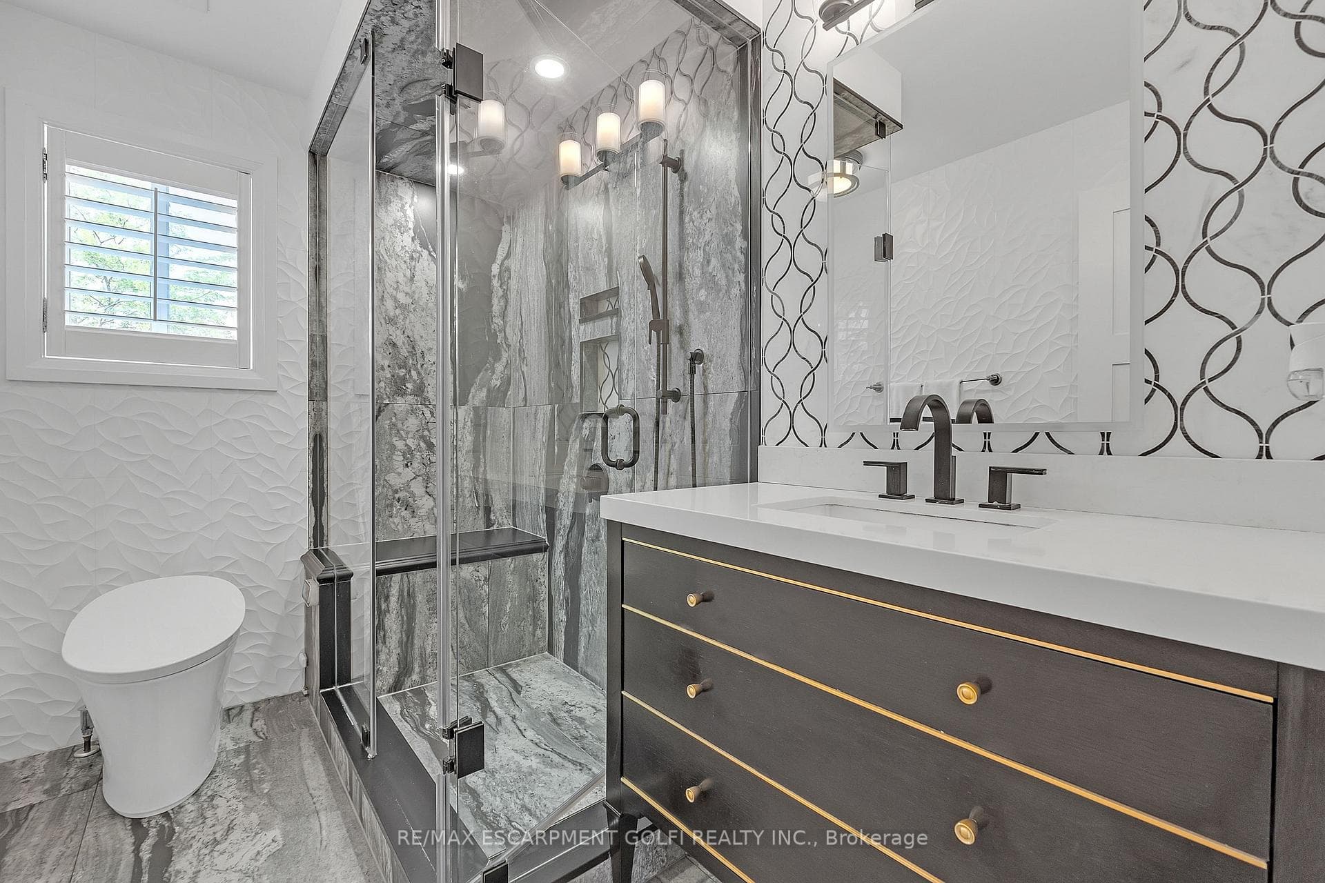 16 Gristmill Place photo 28