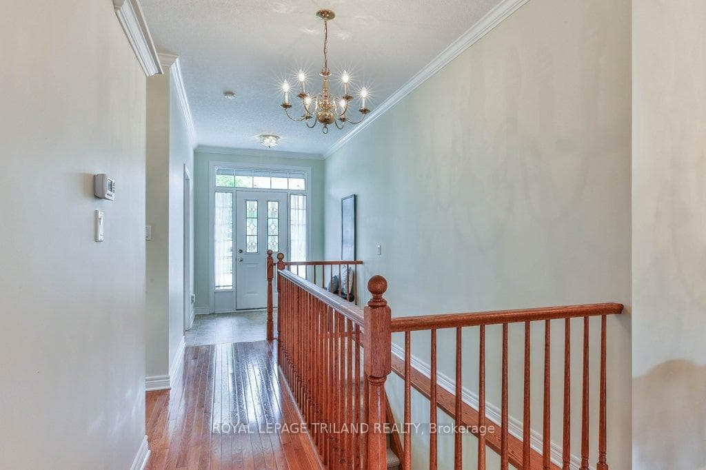 533 MCGARRELL Place photo 4