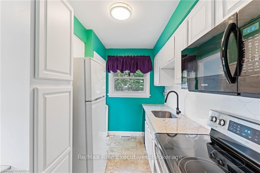 282 LAKEVIEW Avenue photo 12