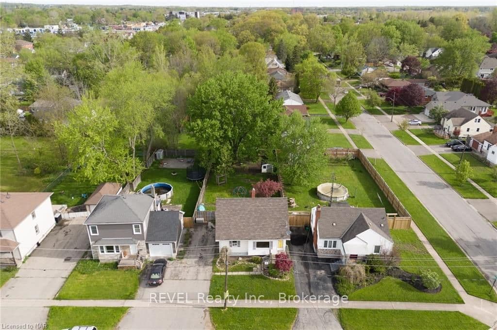 44 THOROLD Road photo 22