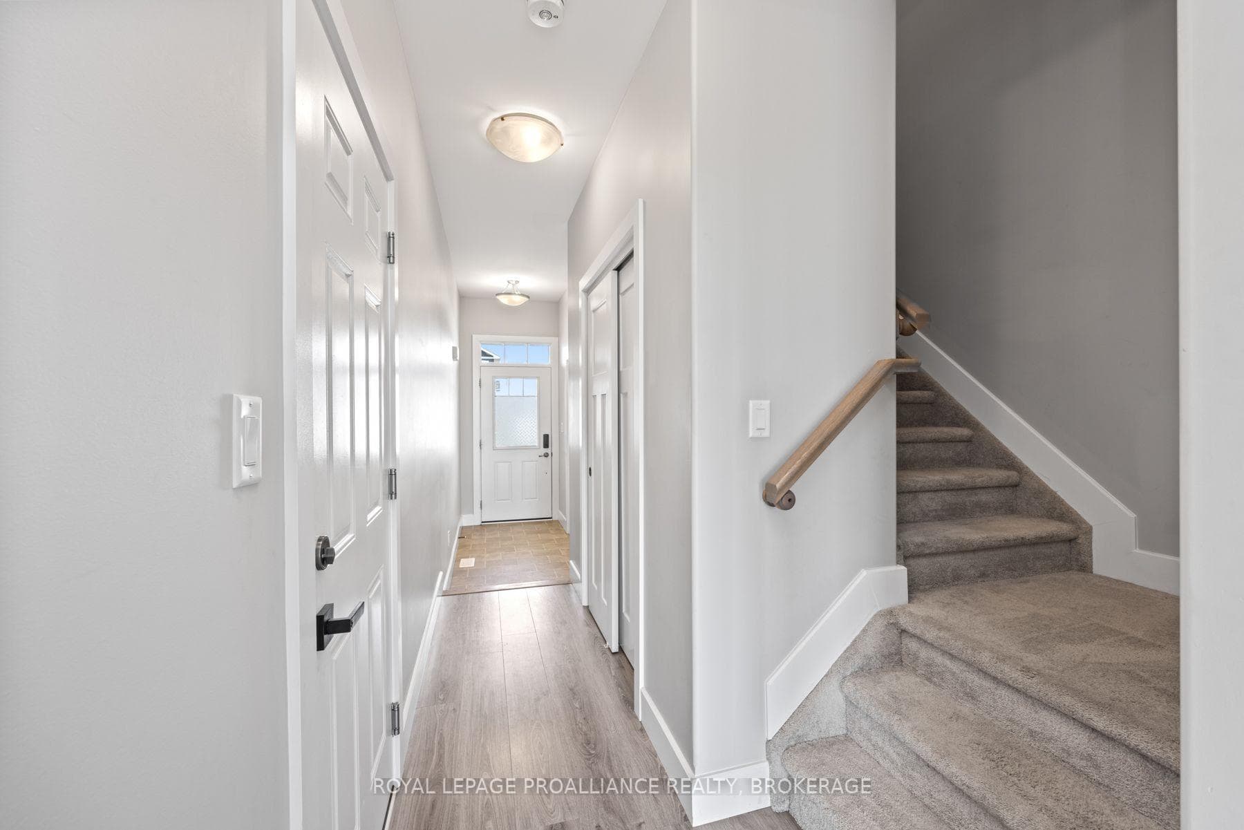 184 Dr Richard James Crescent photo 16