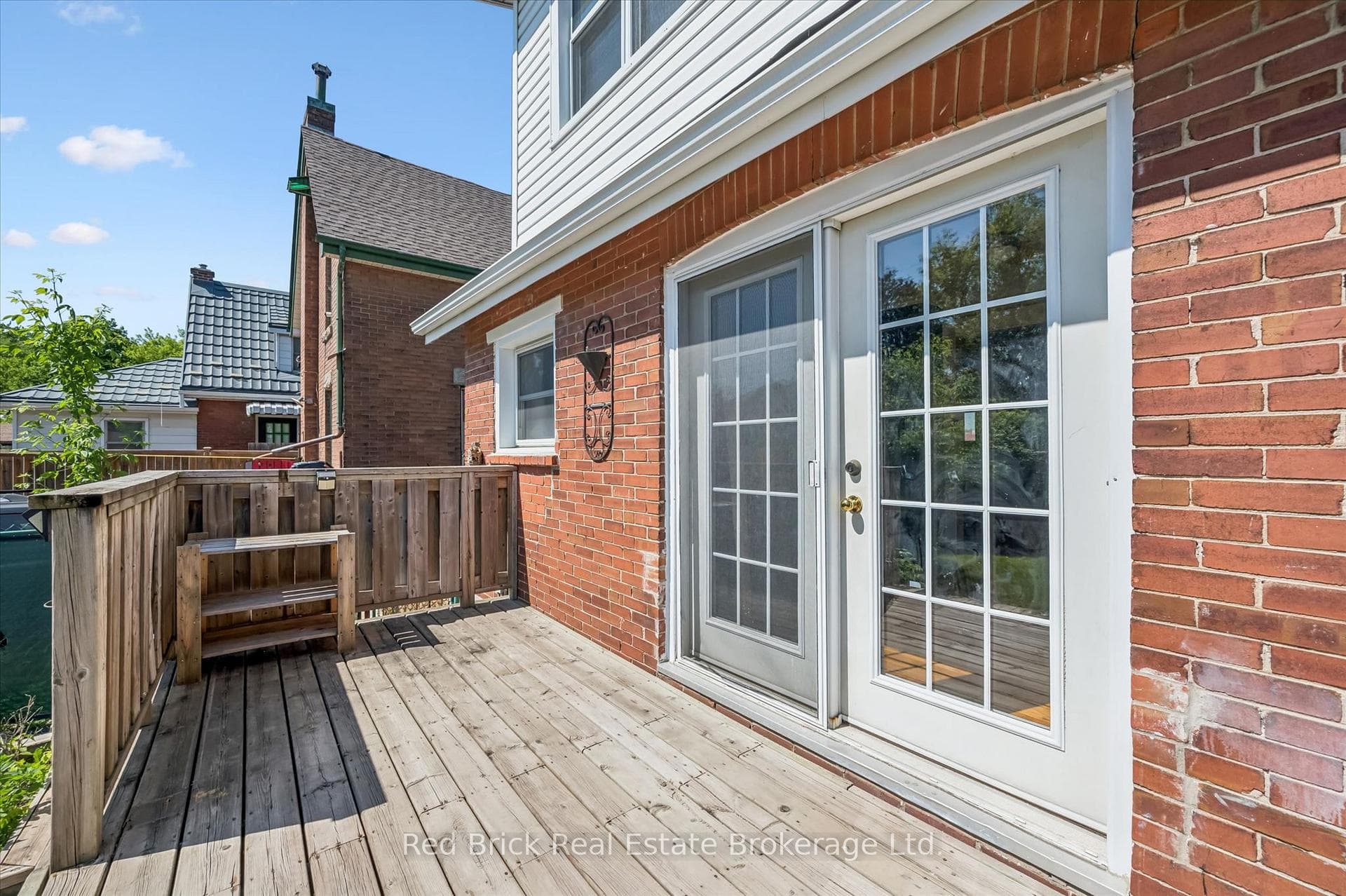 241 Victoria Road photo 25