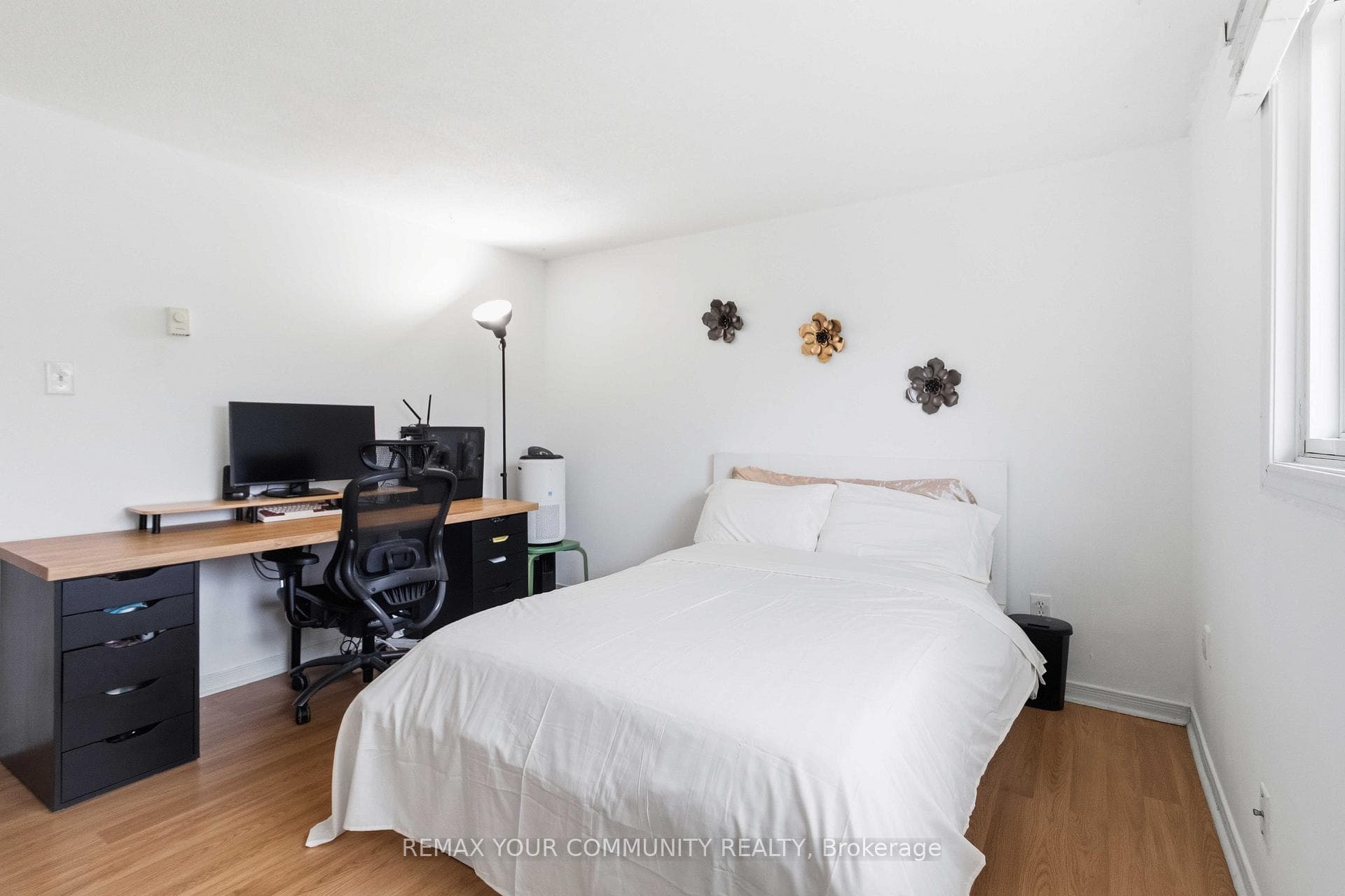 11 Grantbrook Court photo 19