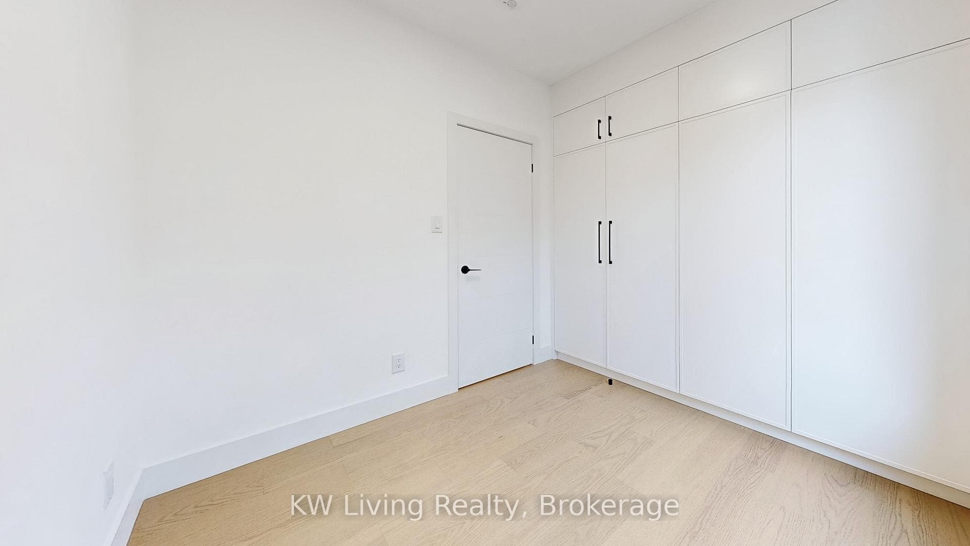 33 Kirknewton Road Unit 101 photo 10
