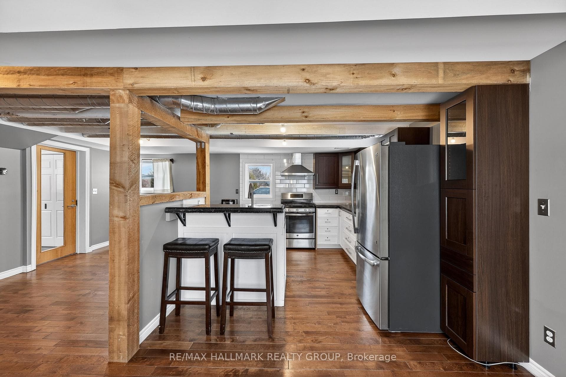 633 Russell Road photo 14