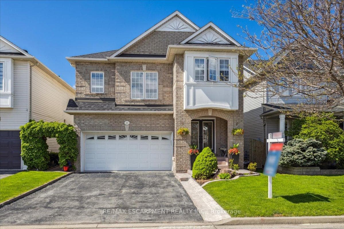 26 Babcock Crescent photo 2
