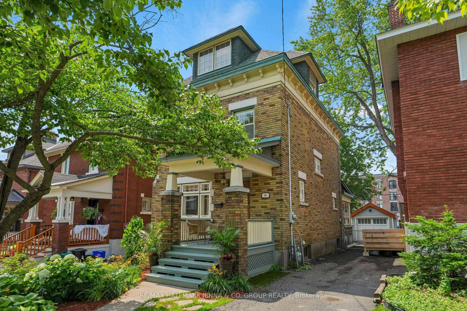 50 Willard Street photo 3