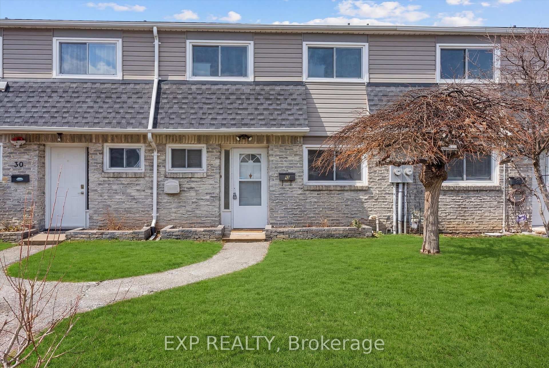 2050 Upper Middle Road Unit 31 photo 1