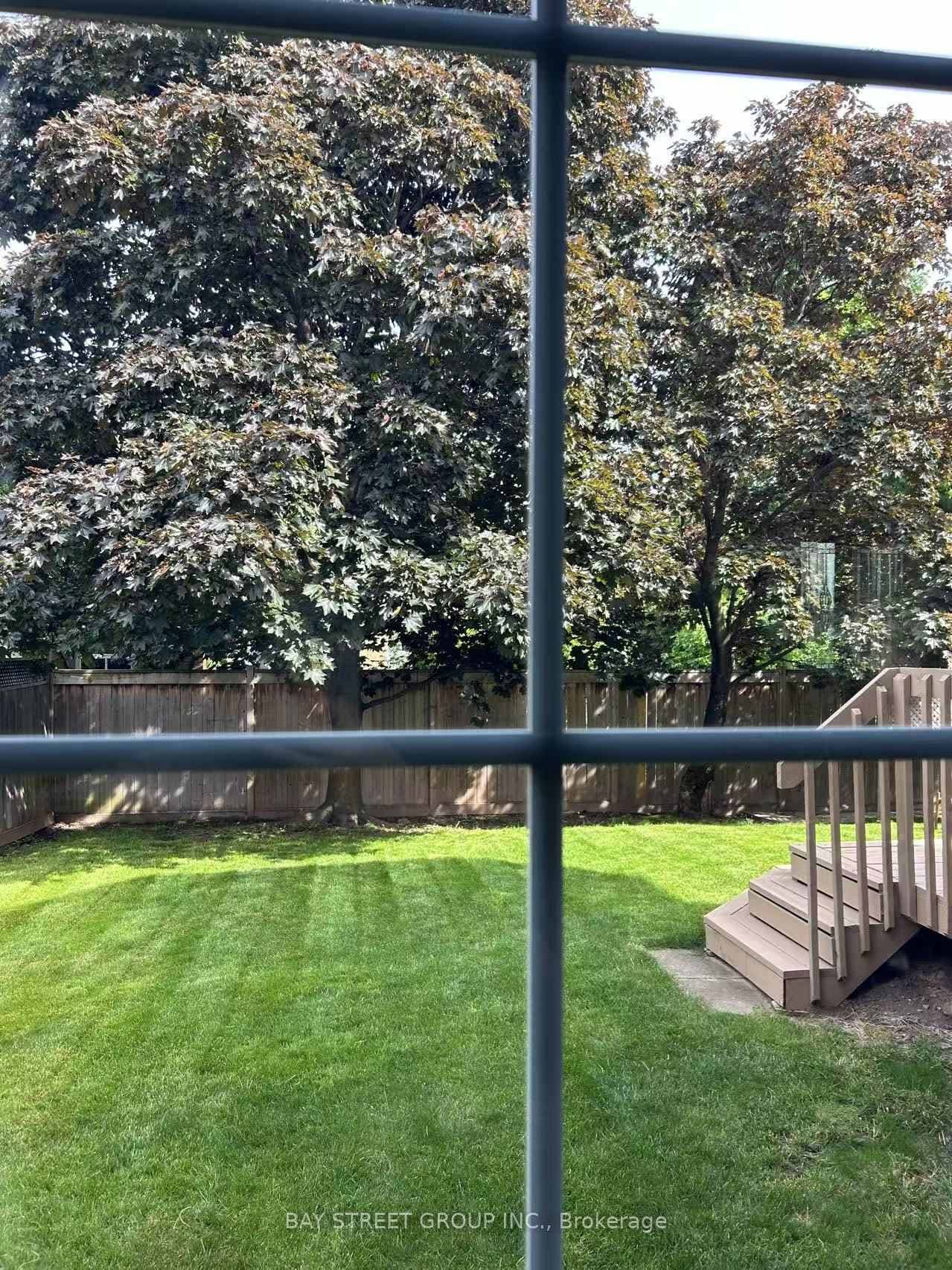 1128 Lansdown Drive photo 45