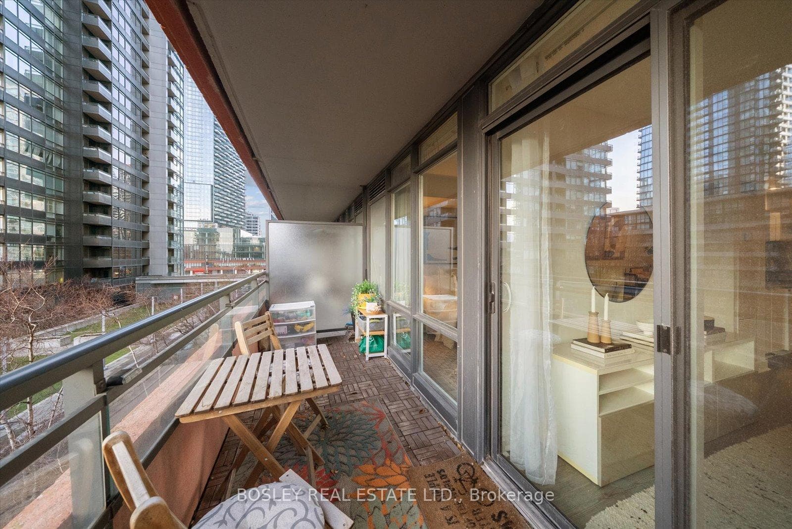 4K Spadina Avenue Unit 521 photo 22