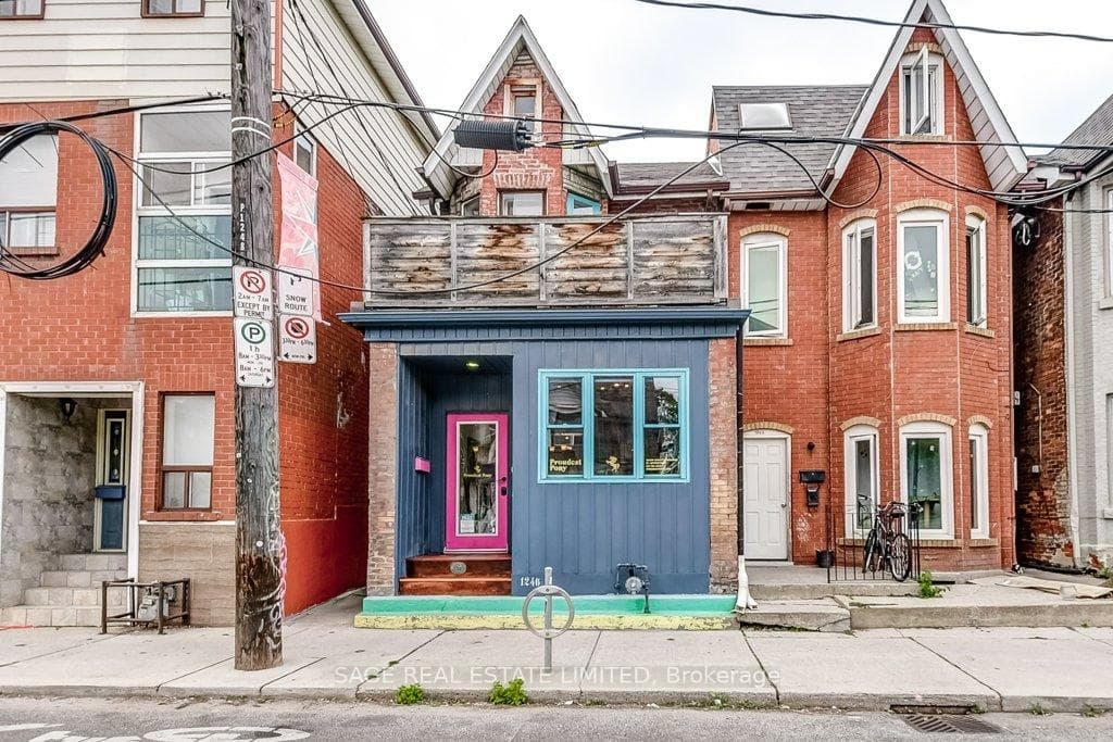1246 College Street photo 2