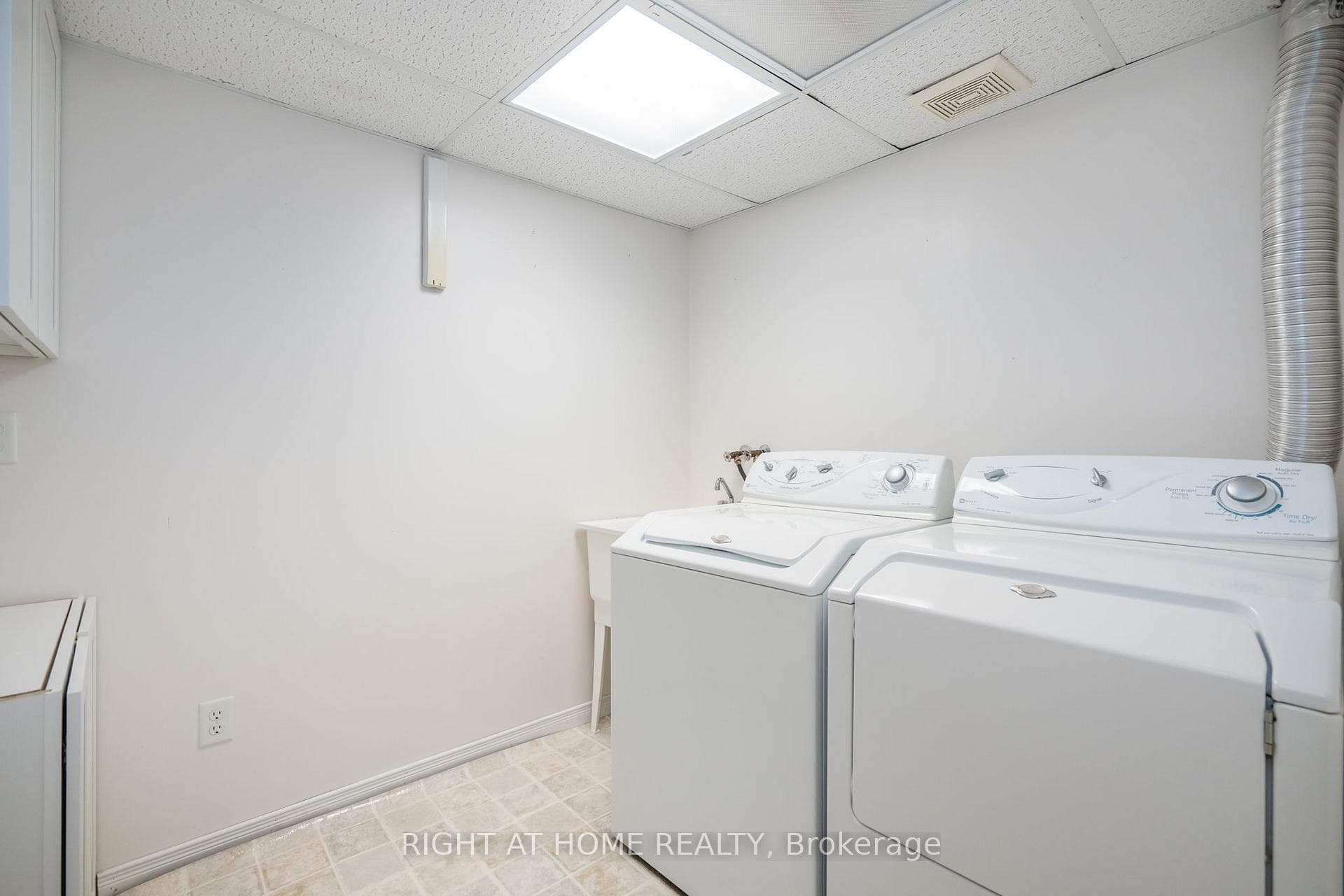 358 Little Avenue Unit 17 photo 27