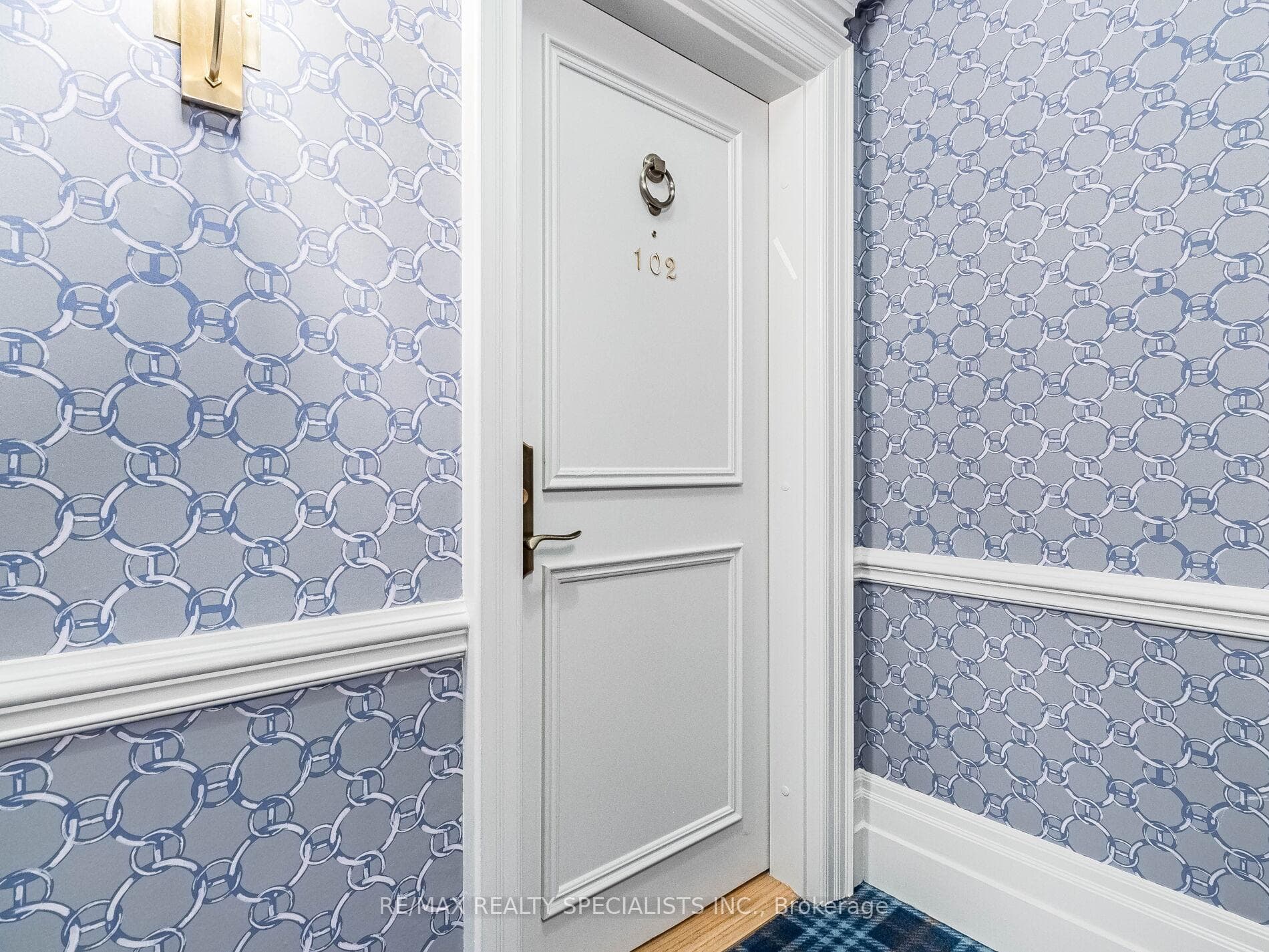 1111 Avenue Road Unit 102 photo 11