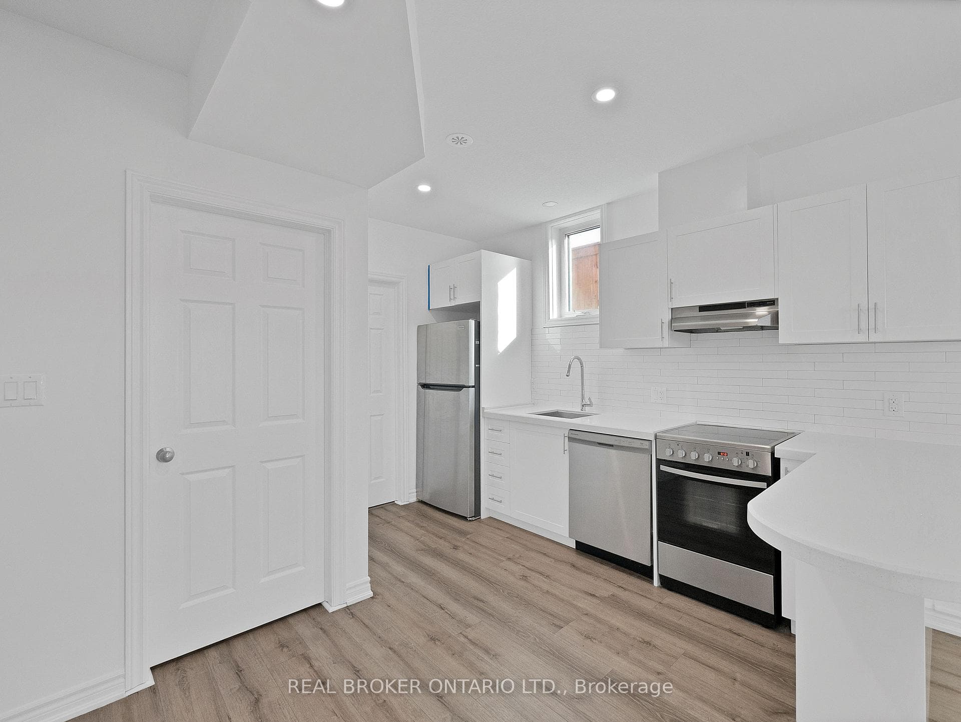 164 Heiman Street Unit 6A photo 12