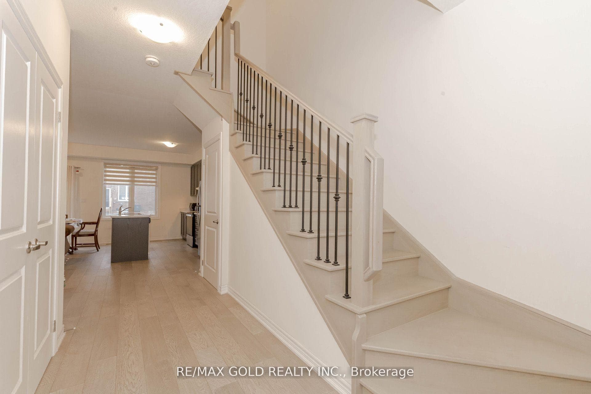 157 Sonoma Lane photo 5