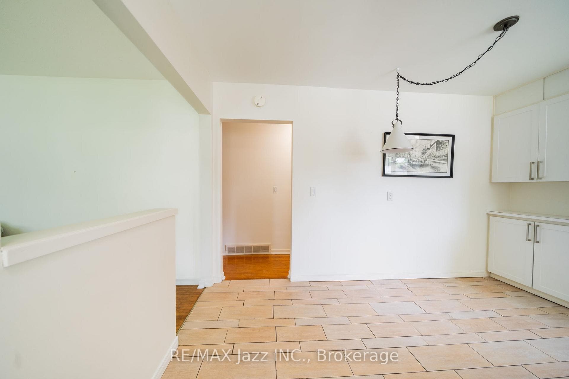 607 Gliddon Avenue photo 16
