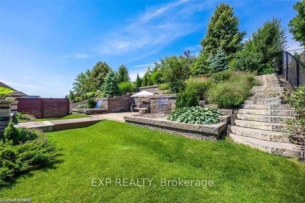 62 BUCKLEY Terrace photo 26